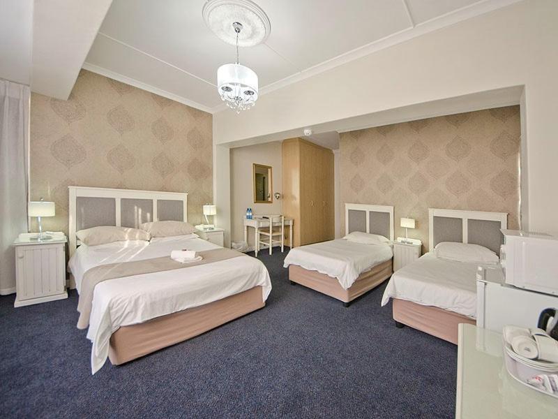 The Russel Hotel Knysna Dış mekan fotoğraf