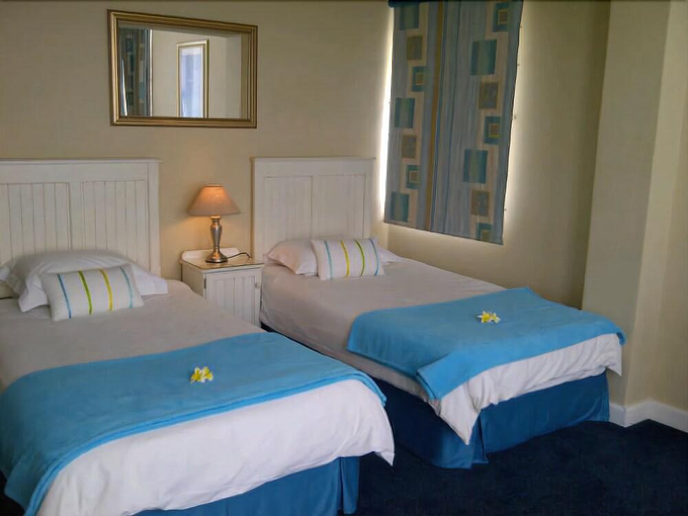 The Russel Hotel Knysna Dış mekan fotoğraf